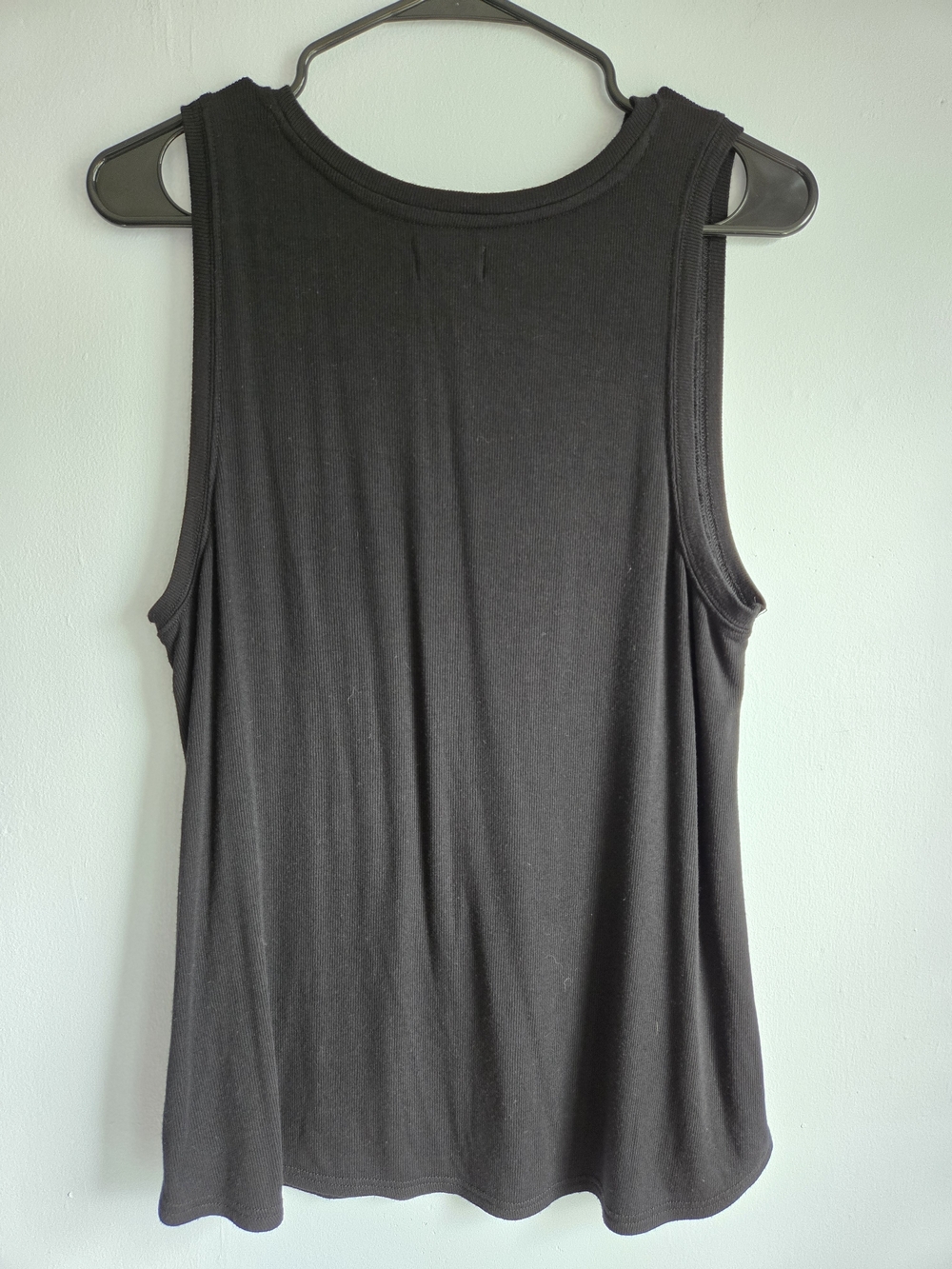 Thread & Supply Black Women's Super Soft Layering Tank Top XL - Picture 2 of 5